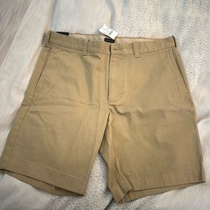 J. Crew 9” Gramercy Short